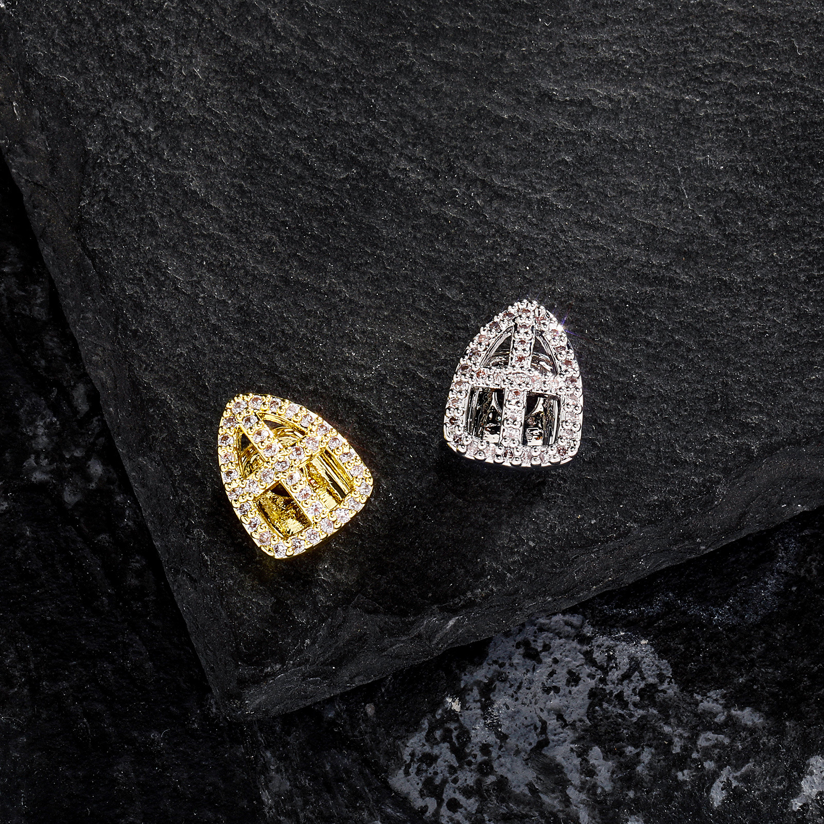 Hollow Iced CZ Single Tooth Gr - Men Accessories In Silver ulasan dan harga